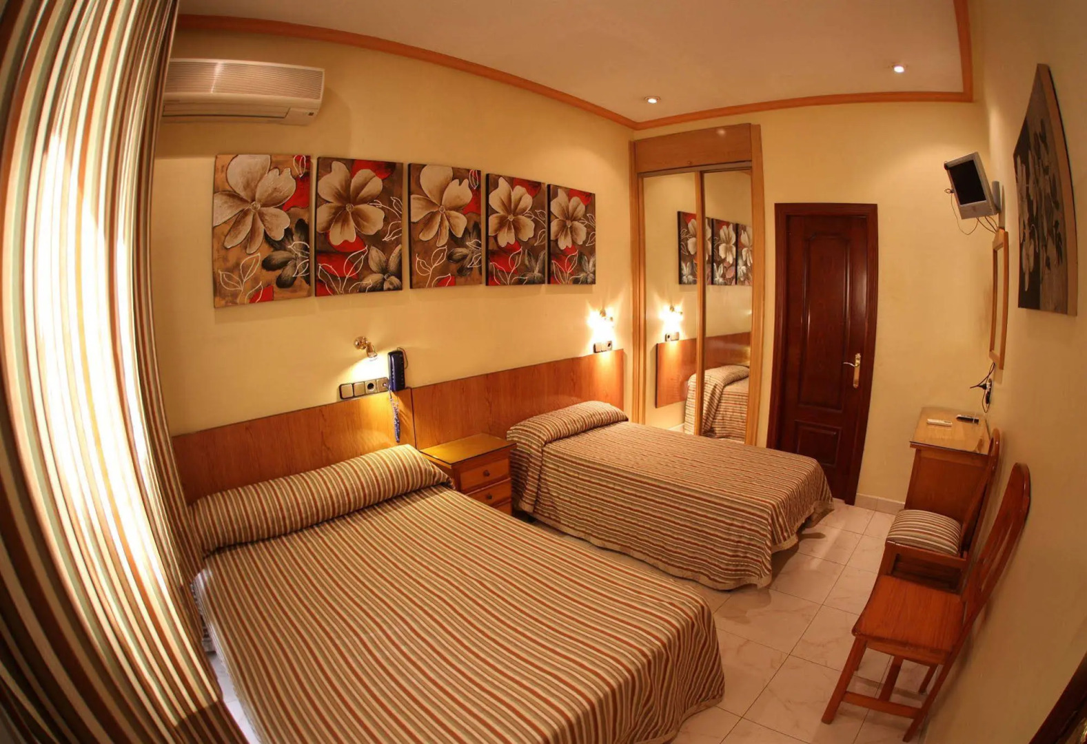 Hostal Atocha Almudena Martin