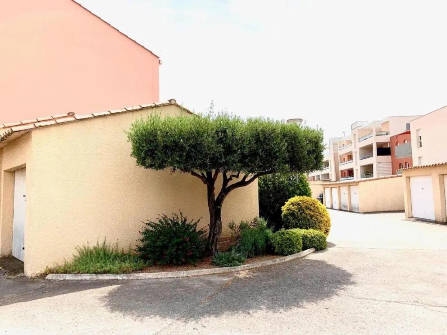 Appartement Mèze, 1 pièce, 4 personnes - FR-1-604-3