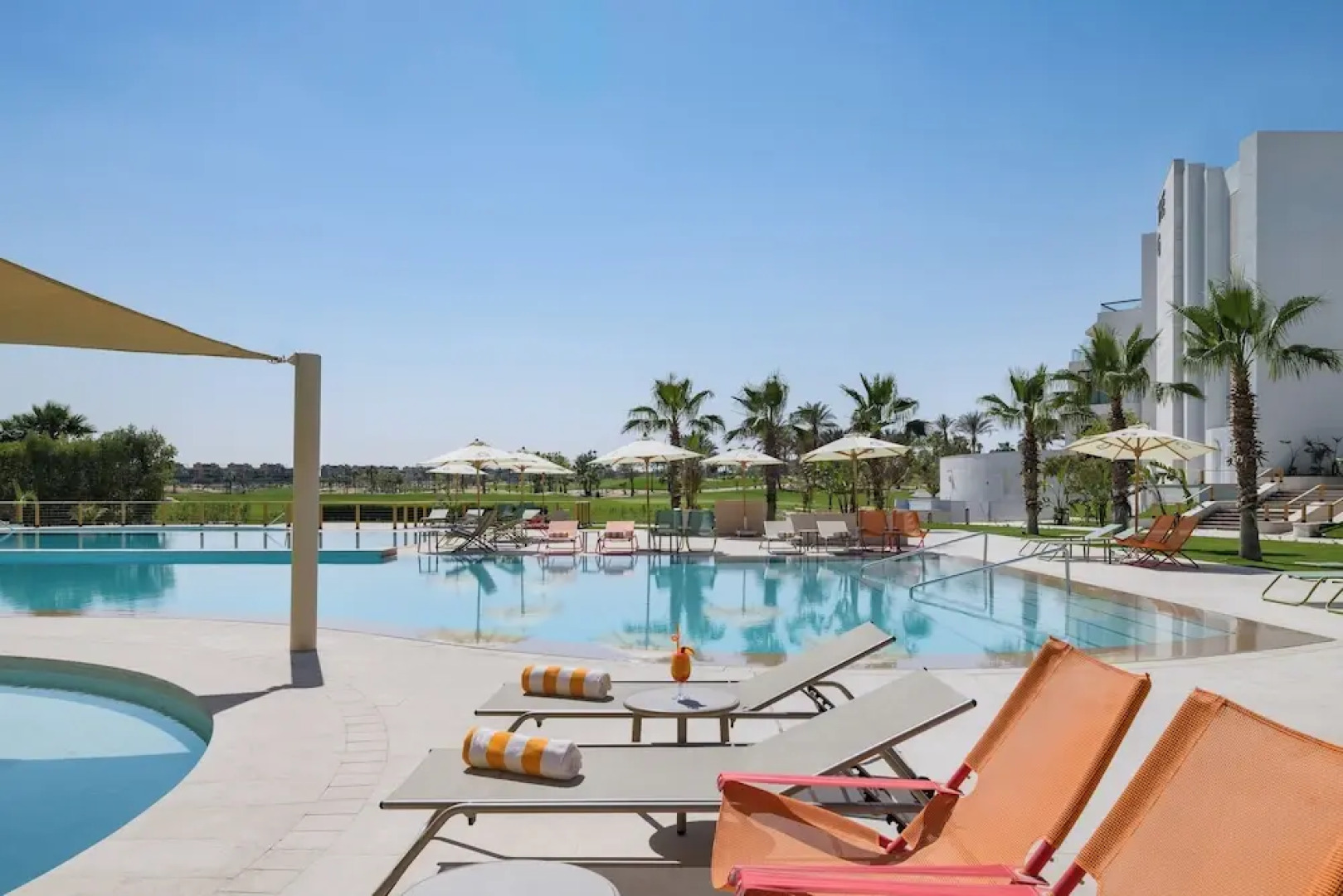 The G Einbay Golf Resort