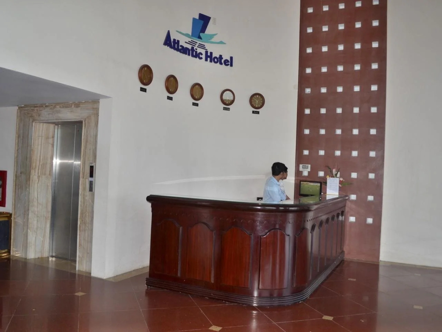 Atlantic Tuan Chau Hotel