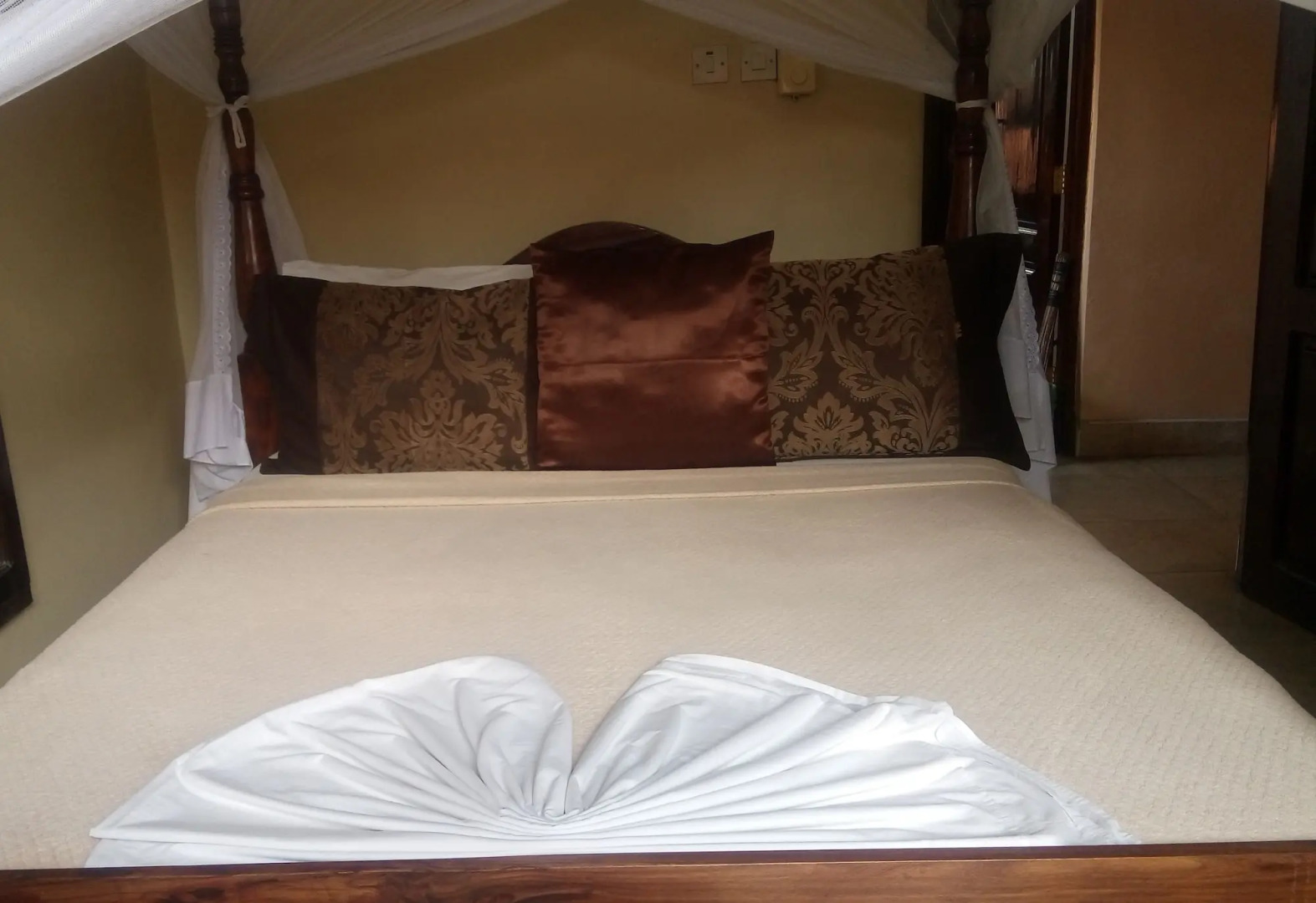 Transit Airport Bed & Breakfast