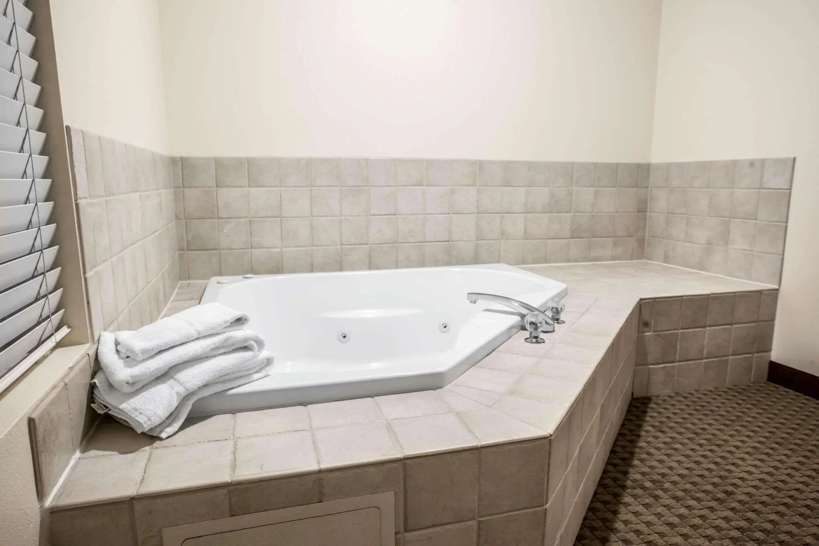 Quality Inn & Suites Federal Way - Seattle