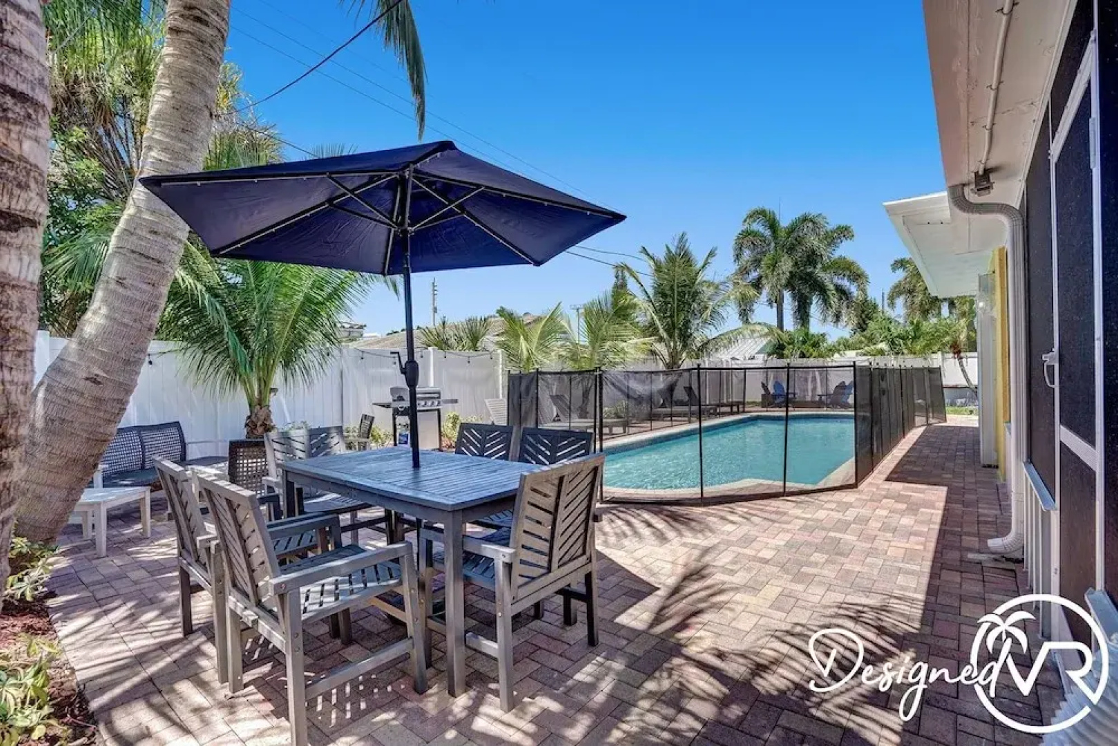 Close to Beach 4Br with Heated Pool