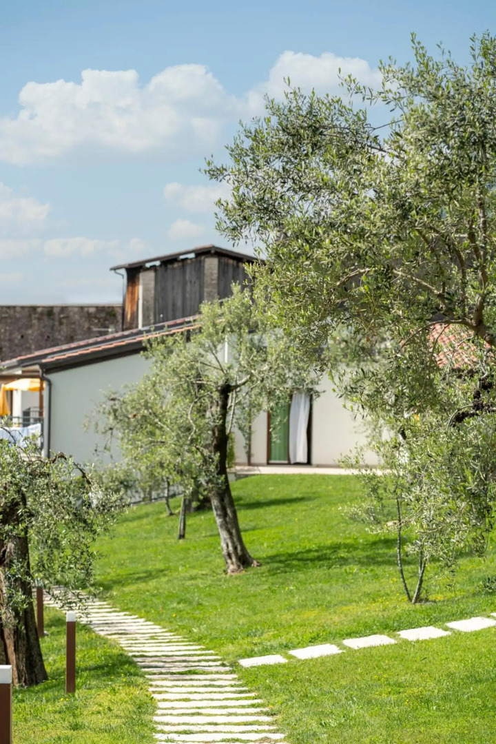 Residence Dany Appartamenti Con Cucina Vista Lago Piscina E Parcheggio