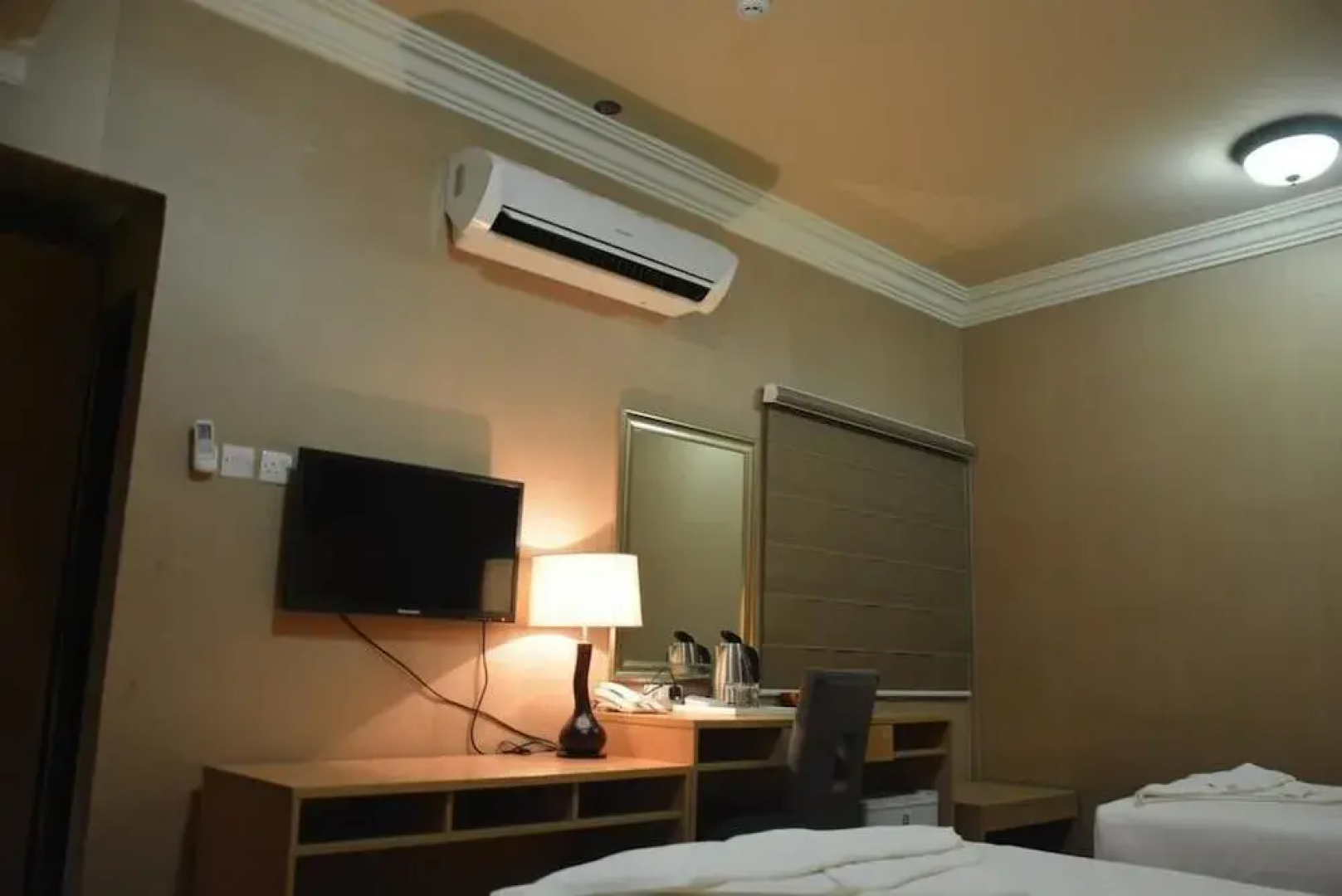 Shomookh Hotel