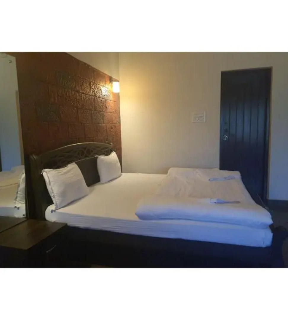 Bluebay Luxury Cottages - Malpe