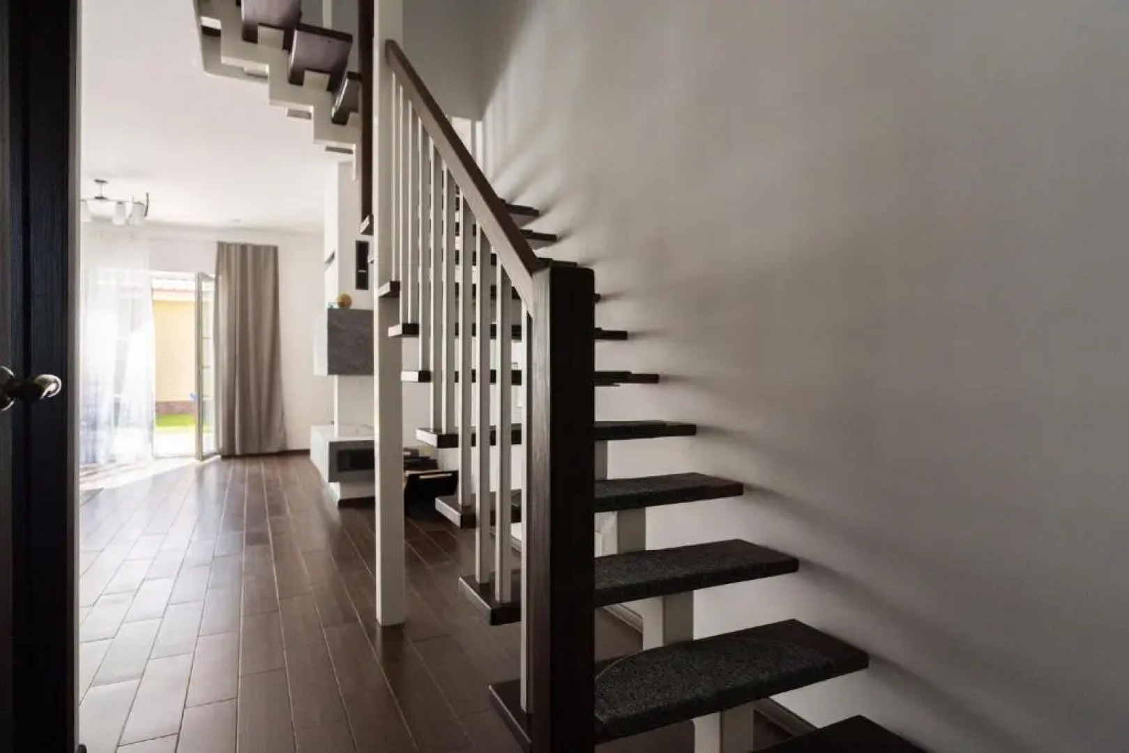 Between two lakes - 1 House