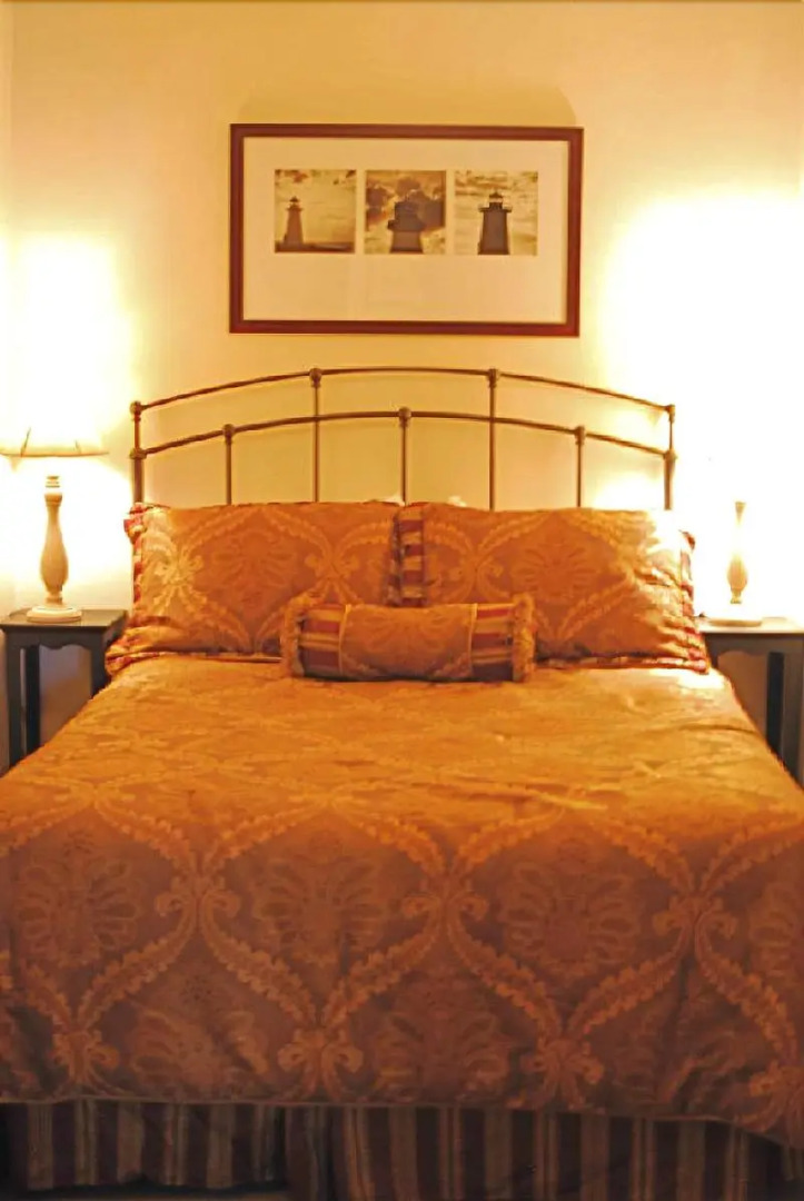 Settlement Courtyard Inn & Lavender Spa