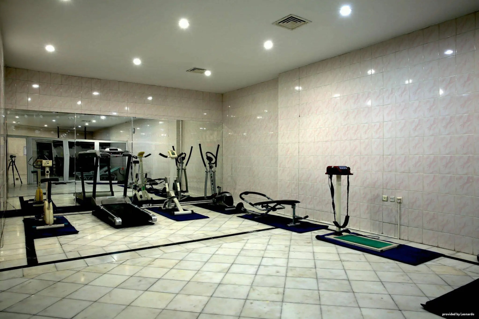 Ravanda Hotel