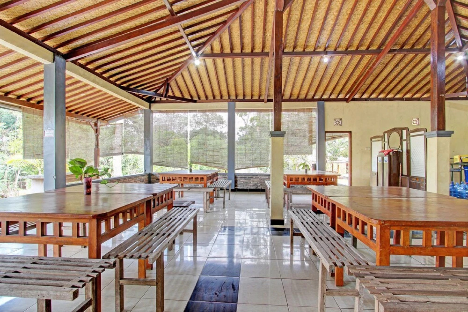 Hotel O Mtc Bunk Bed