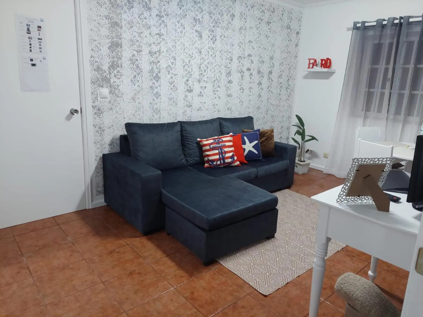 "Apartamentos do Farol" com vista para o mar