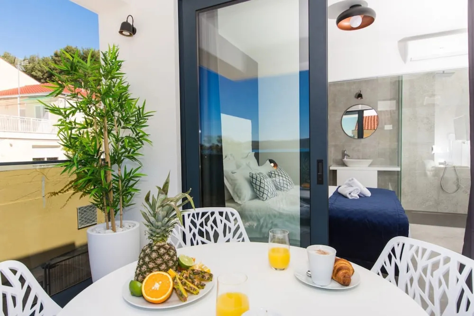 Luxury Apartments Royal M with Pool