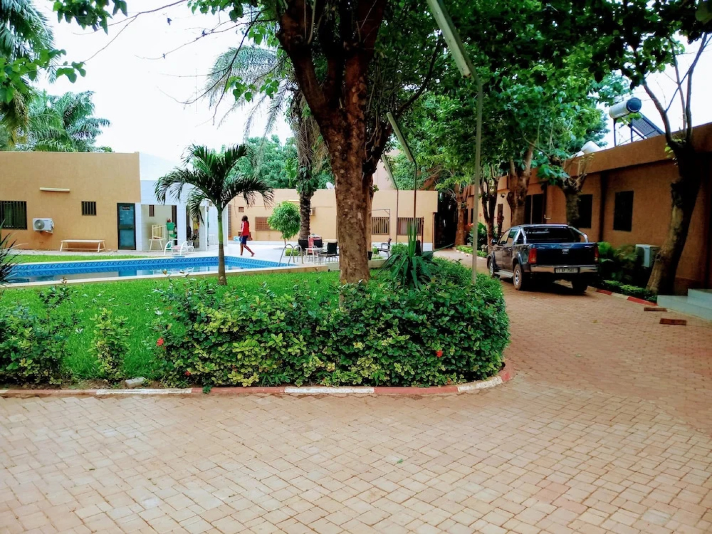 Sarada Lodge Hotel