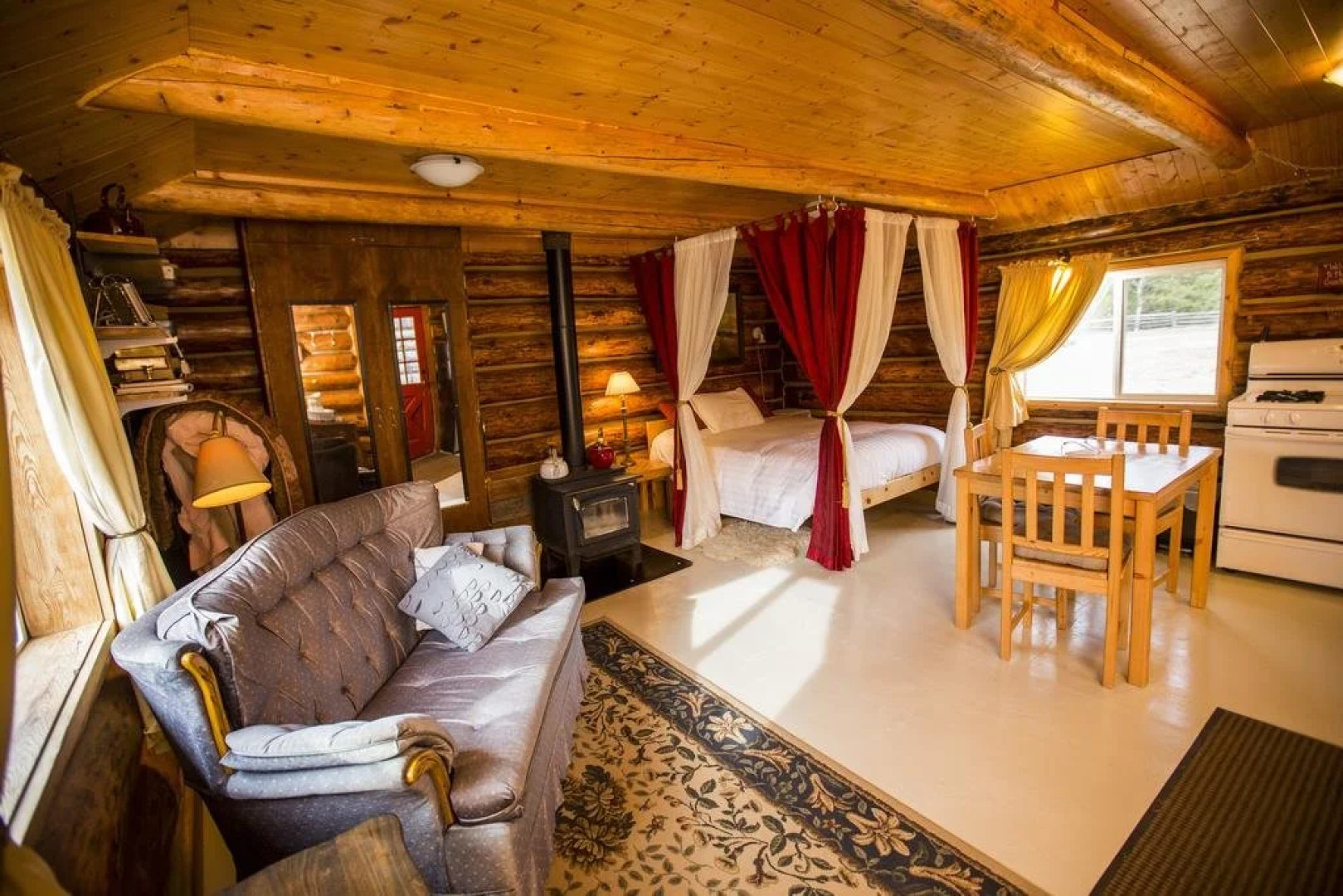 Solitude B&B on Aveley Ranch