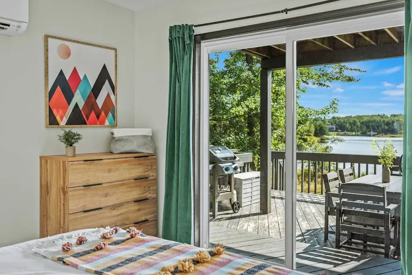 Strawberry Shores by Avantstay Lakefront Private Beach