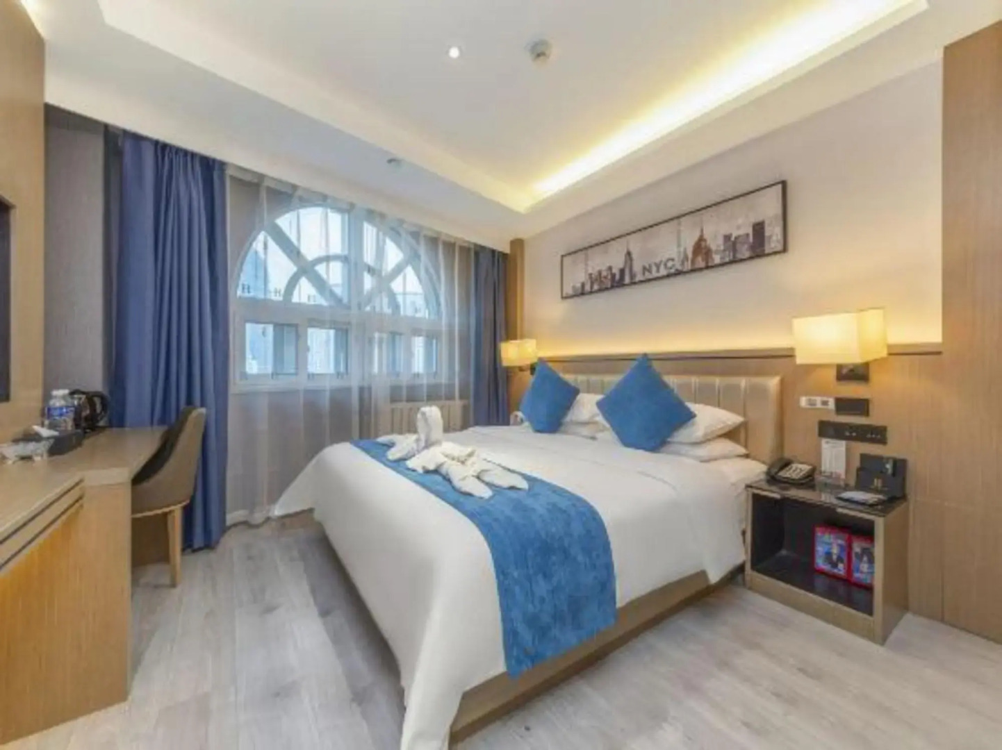 H Hotel (Xining Central Plaza)