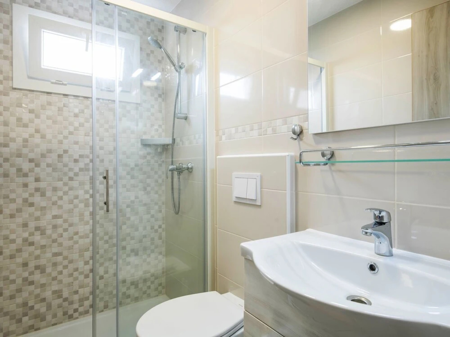 Luxury Premium Banjole