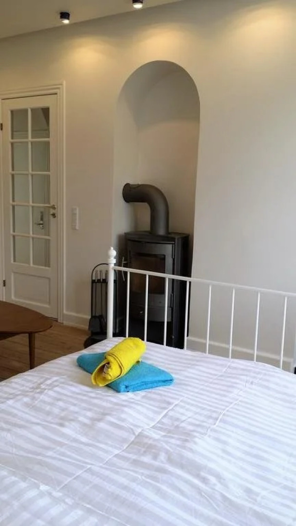 Qstay Bed & Breakfast