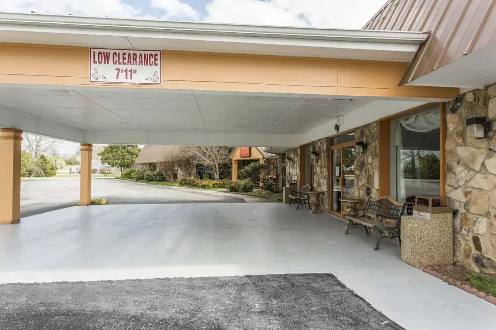 OYO Hotel Sweetwater TN West