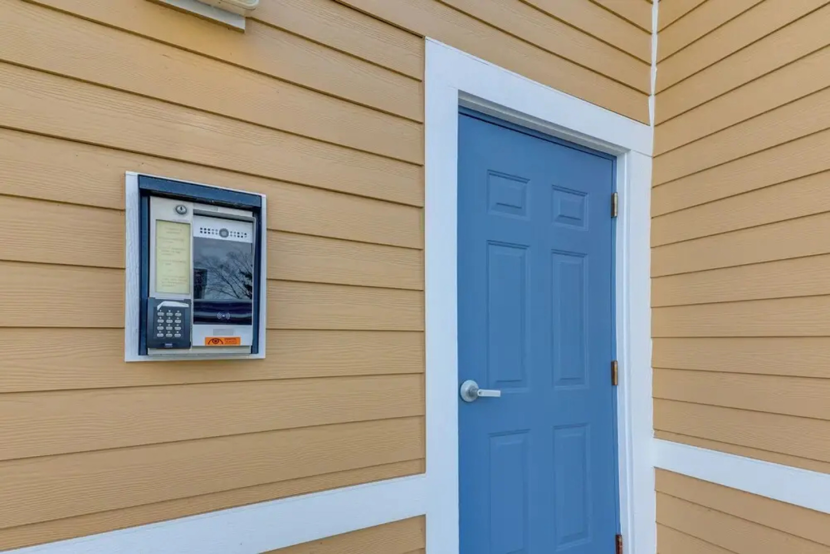 Idyllic New Buffalo Condo: Walk to Beach & Shops!