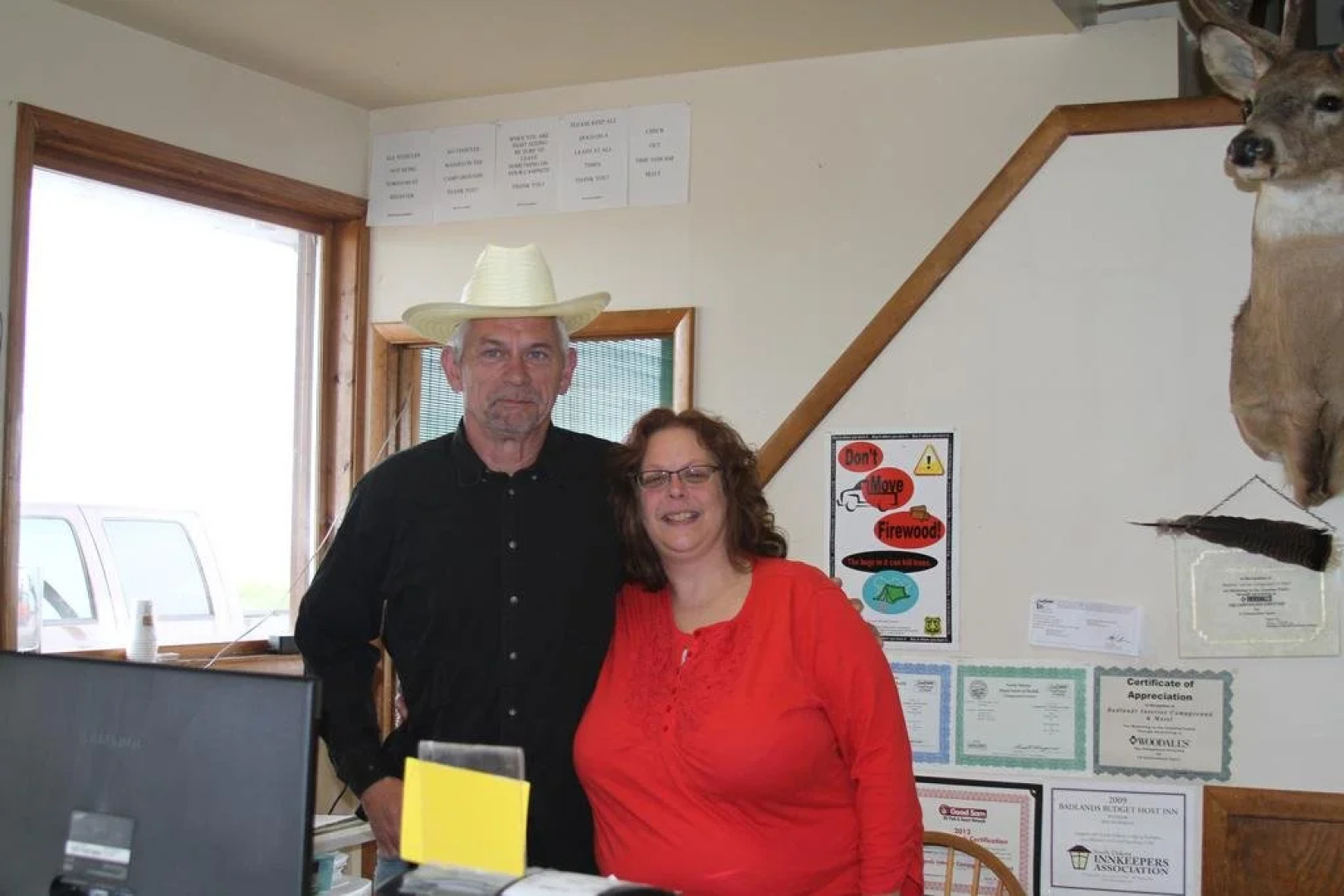 Badlands Hotel and Campground