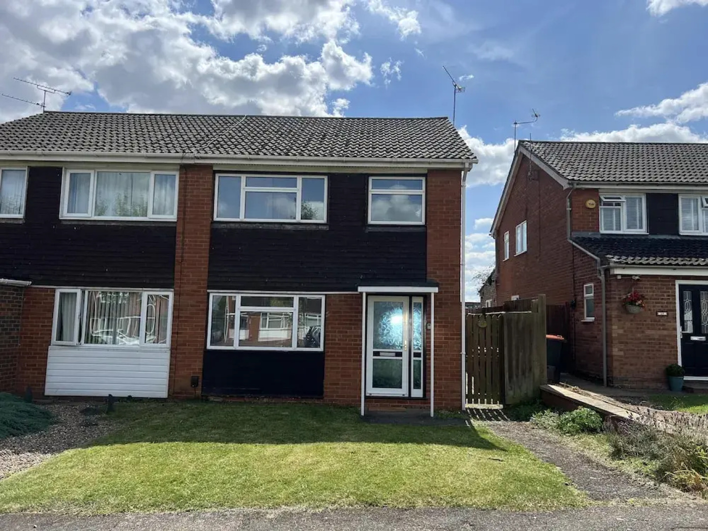 Buzzard Bliss Beautiful 3-bed Home With Parking