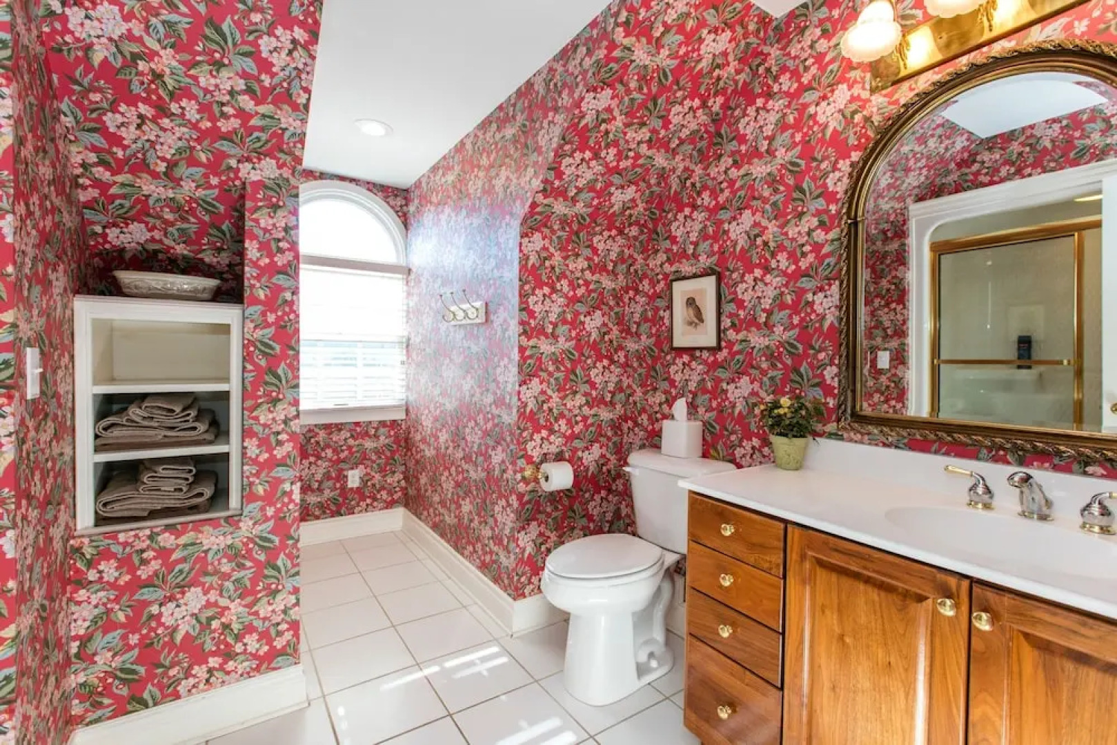 Hart House- A Luxurious Asheville Vacation Country ! 6 Bedroom Home