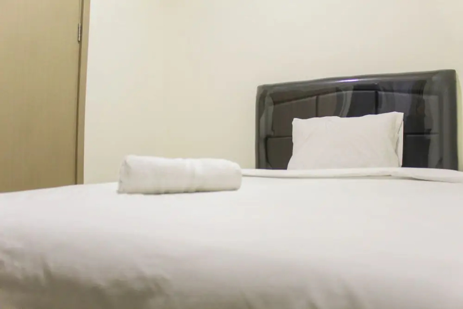 Comfy 2BR at Meikarta Apartment