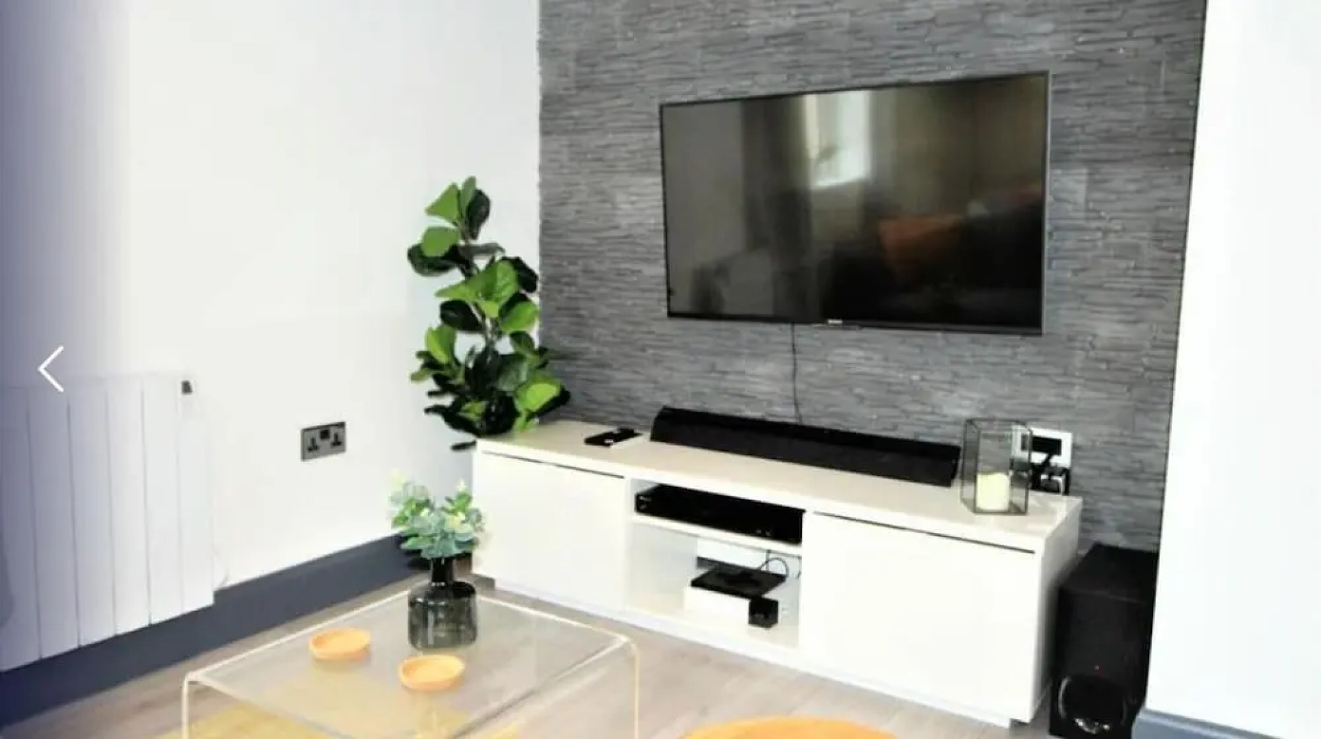 Rugby - Apartment - Sleeps 4 - Parking