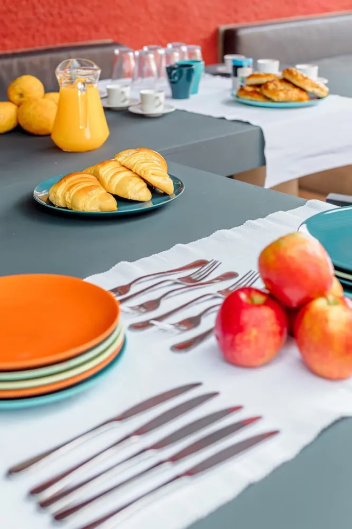 Aroeira Pool House by Lisbon-Coast