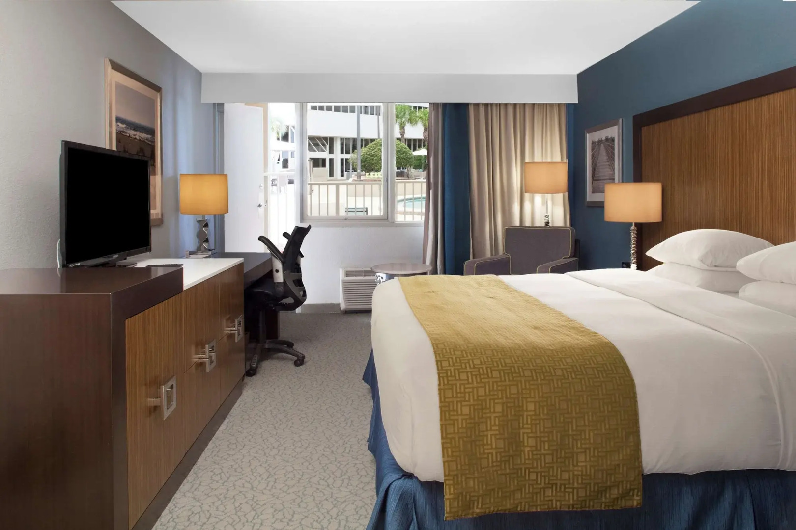 DoubleTree by Hilton Hotel Jacksonville Airport