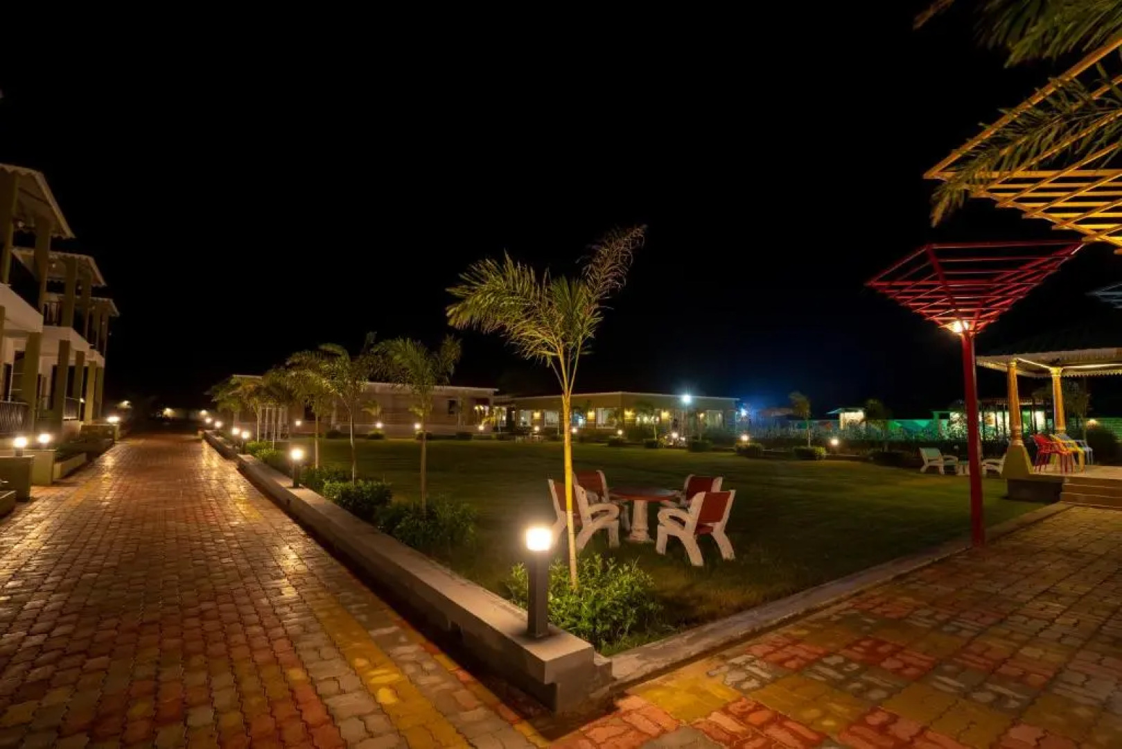 The Comfort Gir Resort