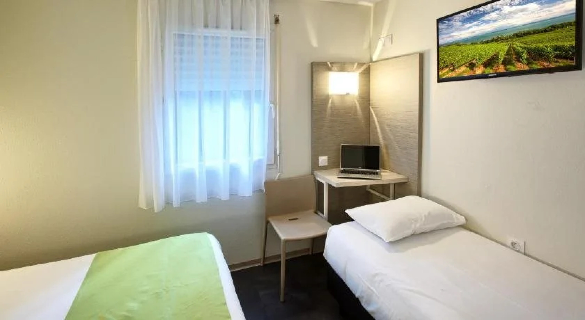 Hôtel Formules Club 2