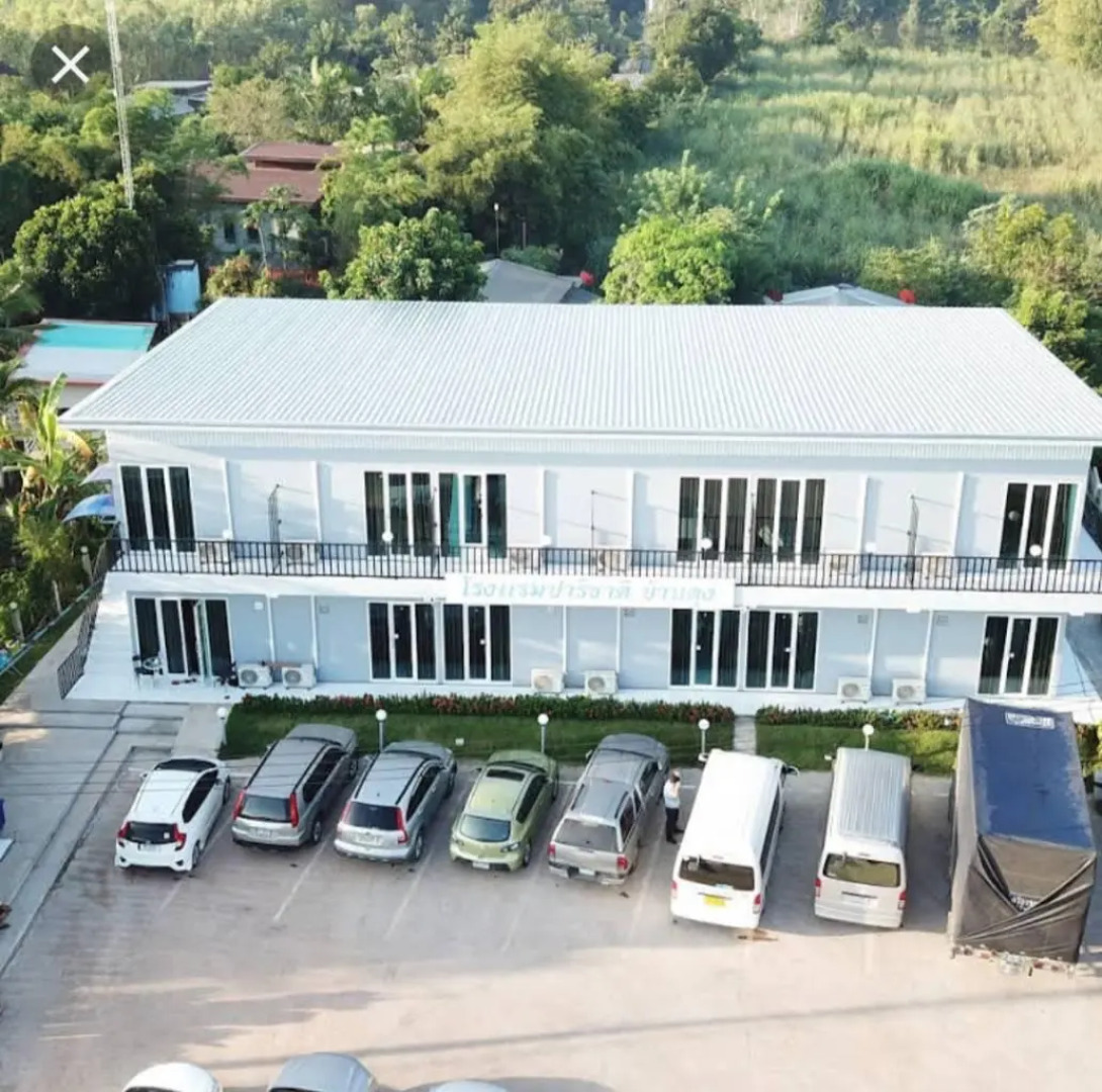 Parichat Bandung Hotel