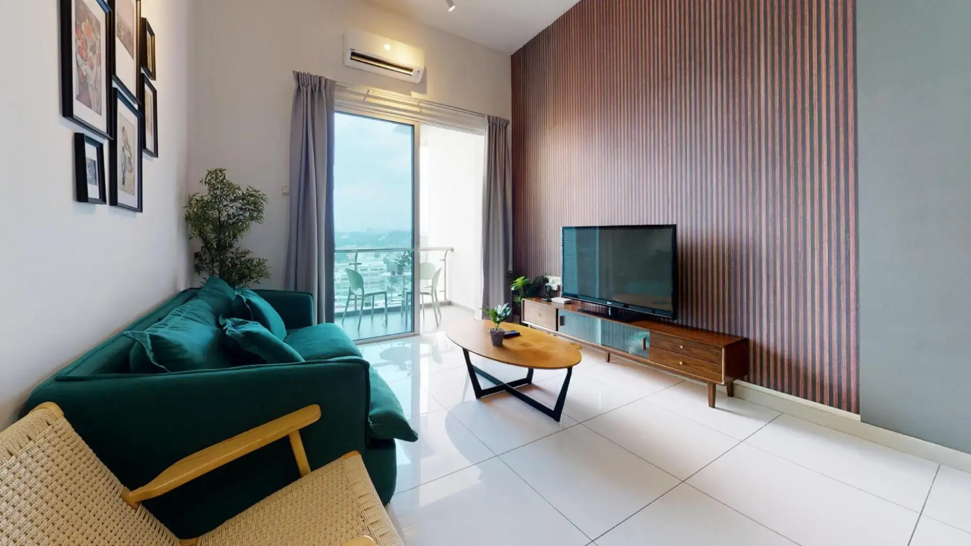 No.15 Eighties 80's @ Retro interior near Sunway