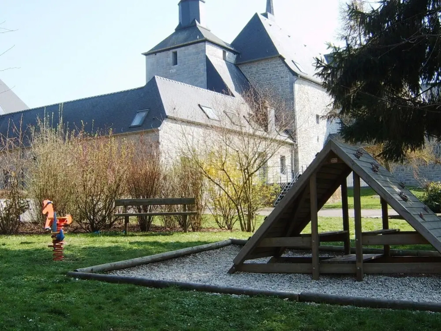 A Cottage Rich in History in Macon