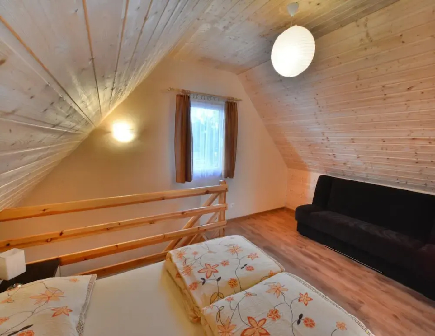 Holiday Homes Close to the Seaside Beach