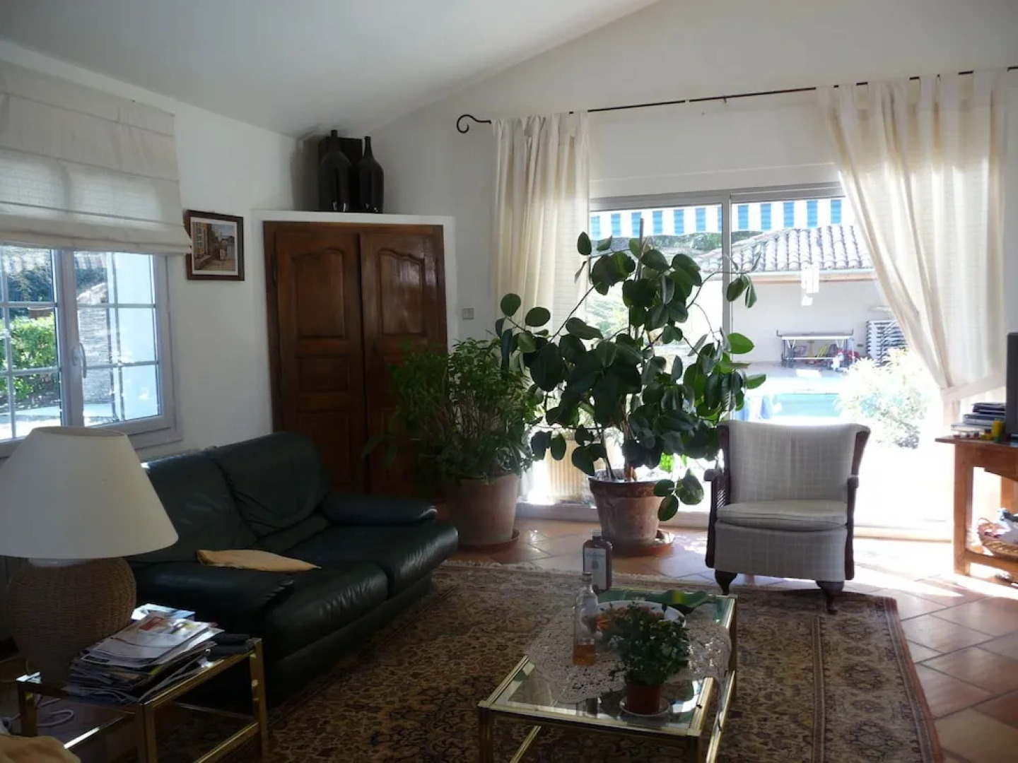 Attractive Holiday Home in Céreste With Swimming Pool