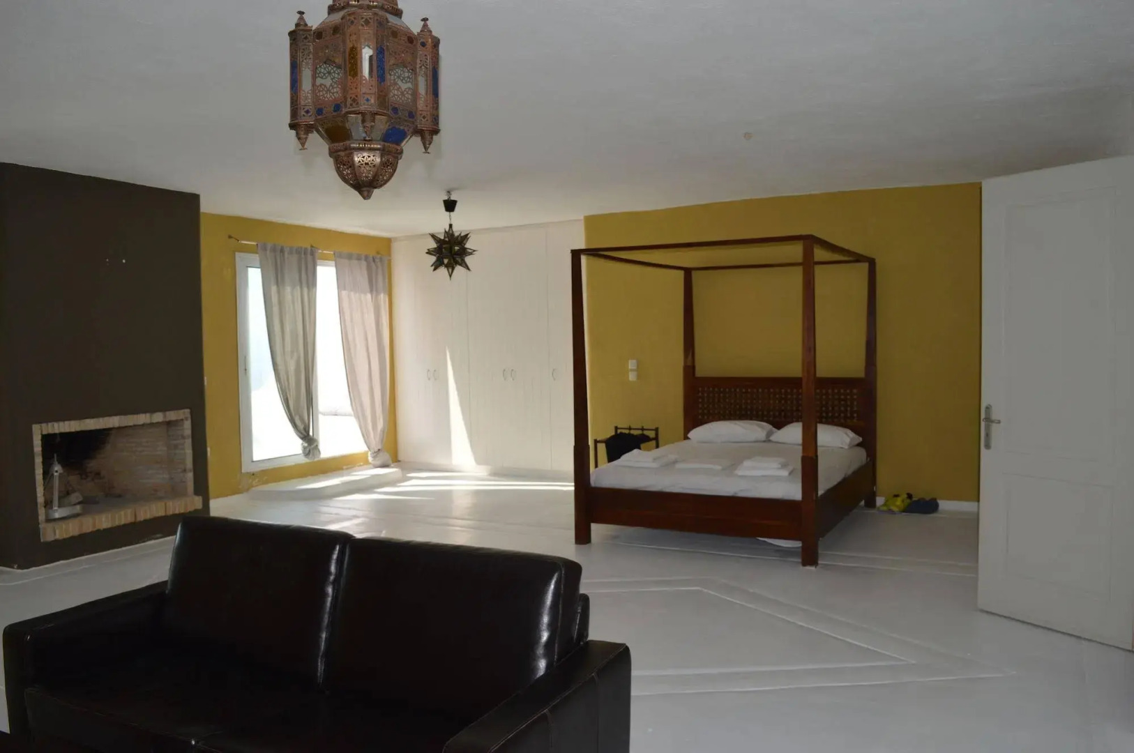 Fanari Apartments & Villas