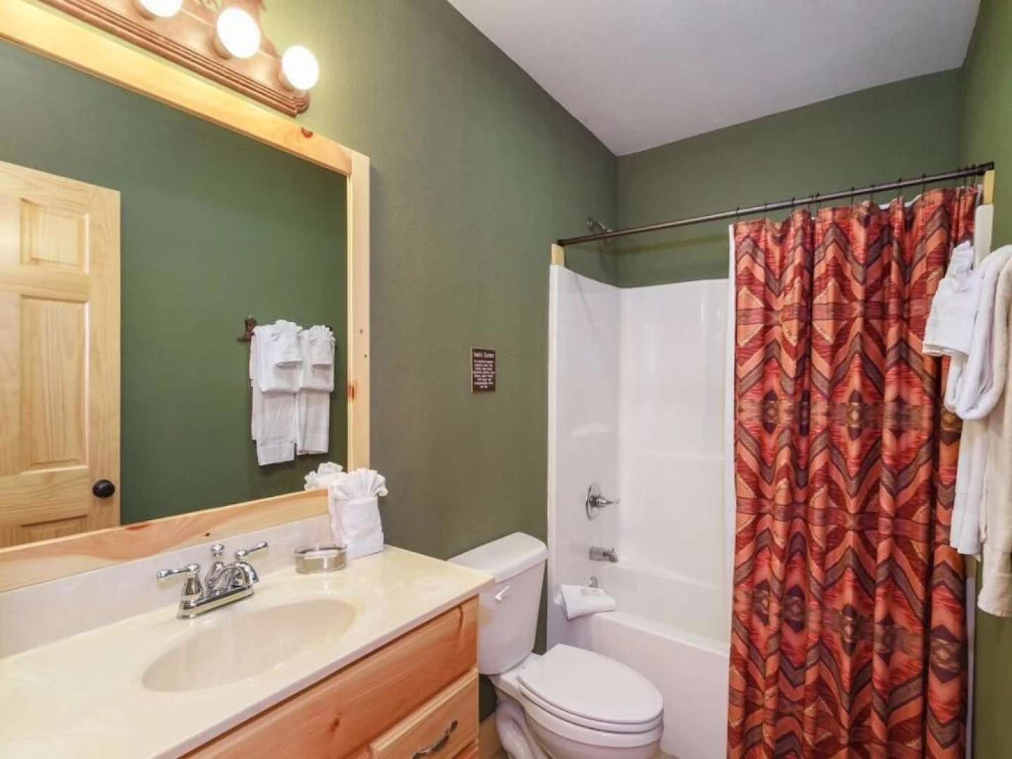 Cloud Dancer II 3 Bedroom Home with Hot Tub