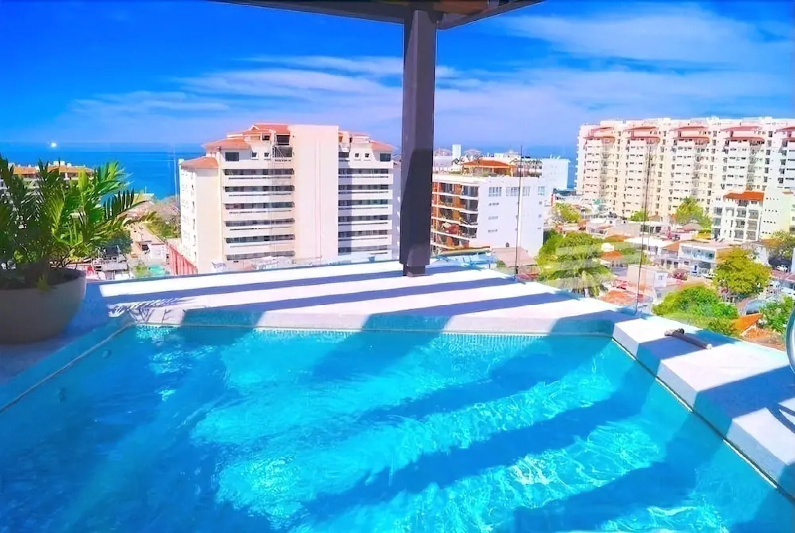 Romantic Zone Zenith Studio