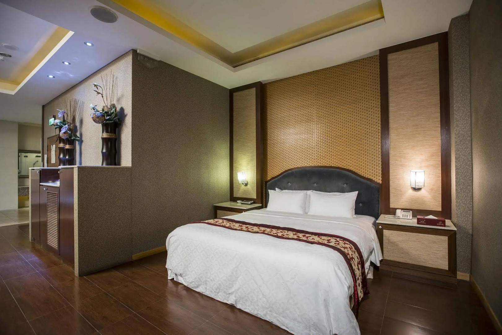 MoonArea Business Leisure Motel