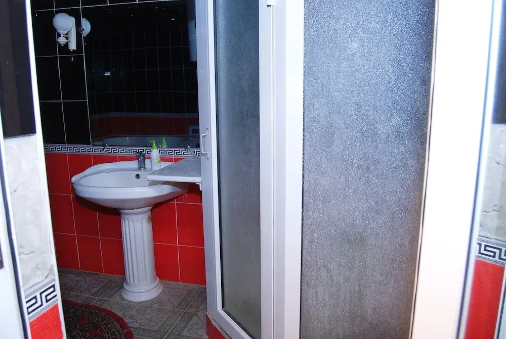 Vodokanal Place Khorezm National House