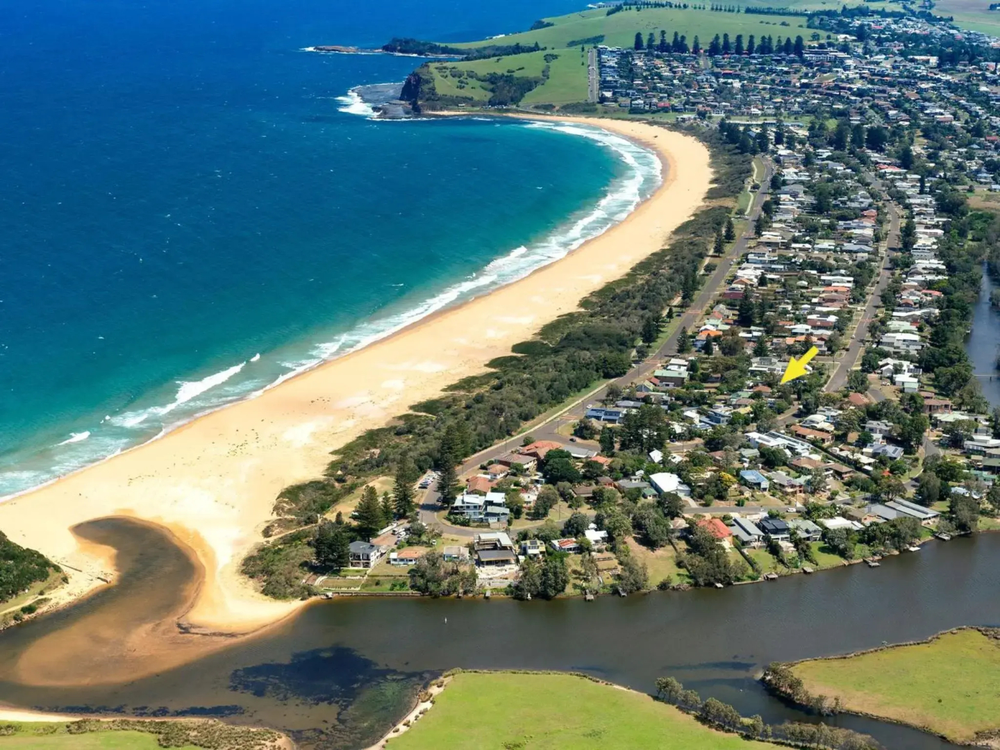 SEAWARD Werri Beach Gerringong 4pm check out Sundays