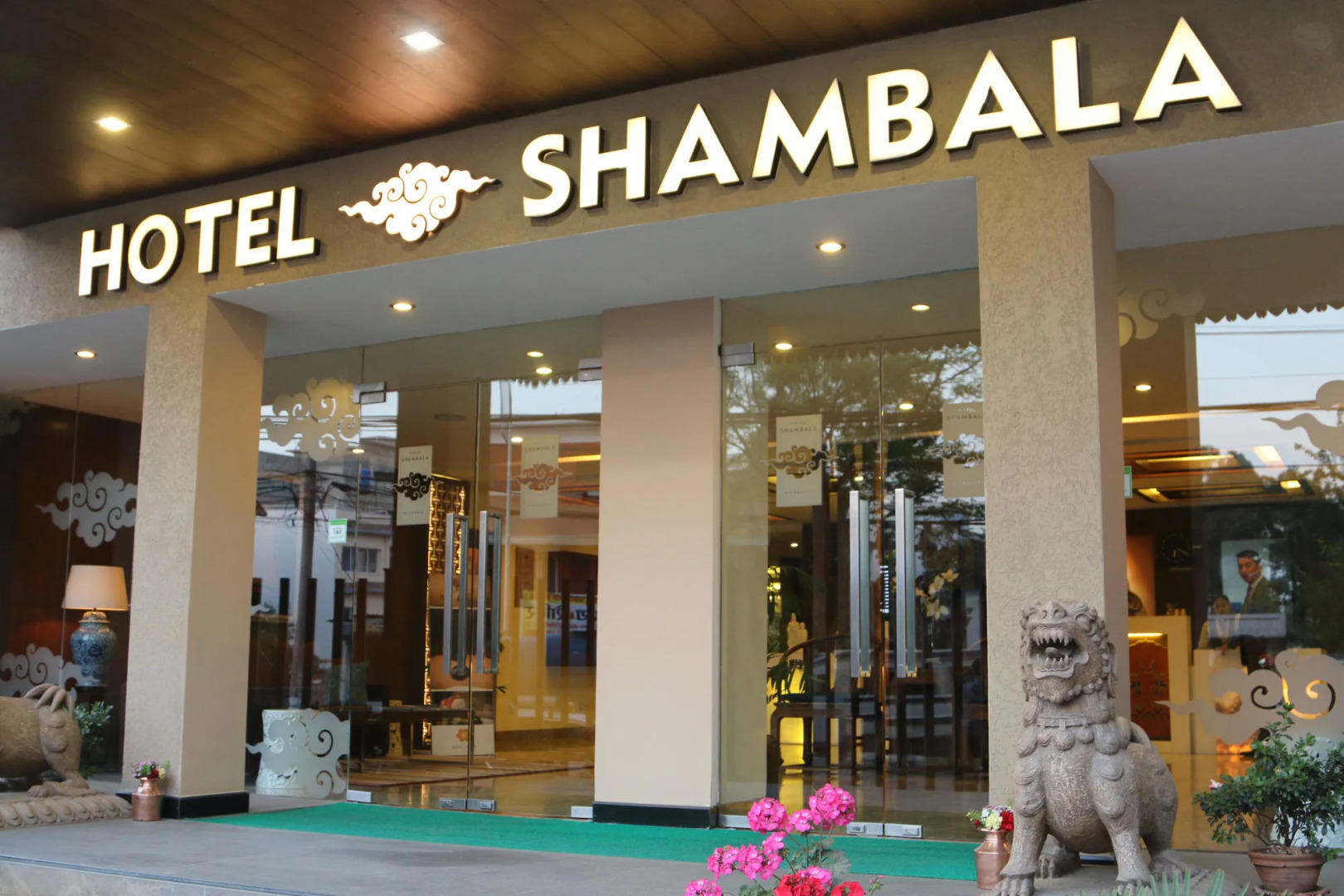 Hotel Shambala