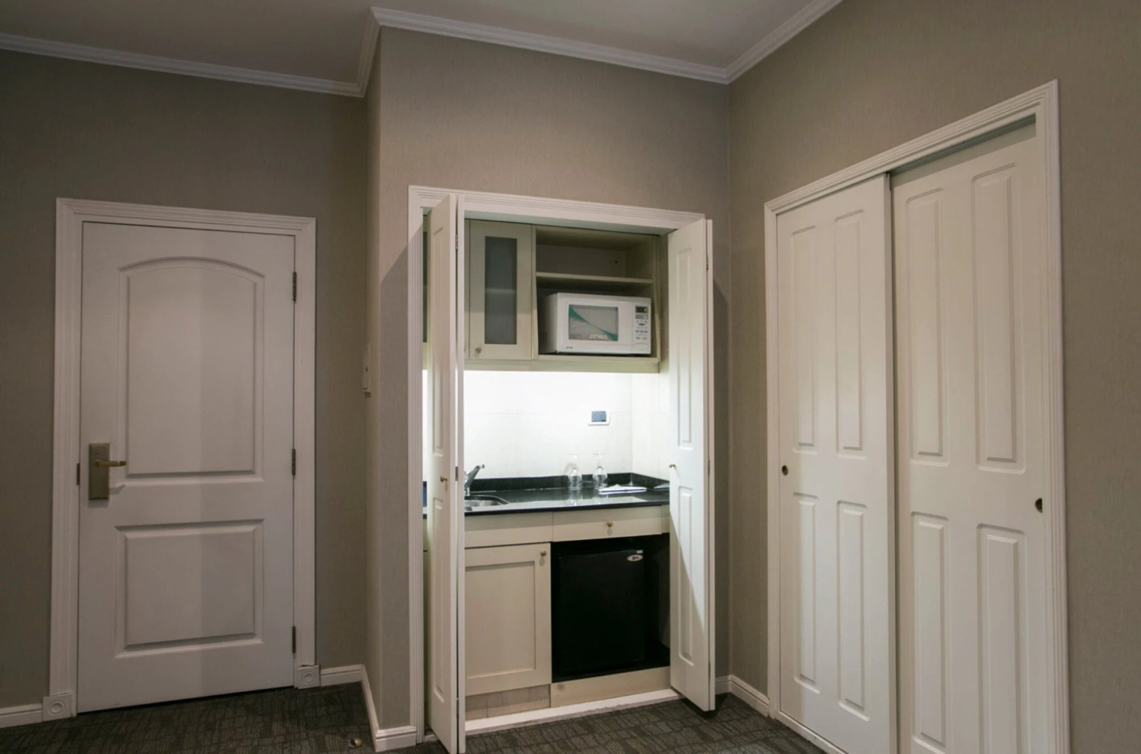 Tucuman Center Suites&Business