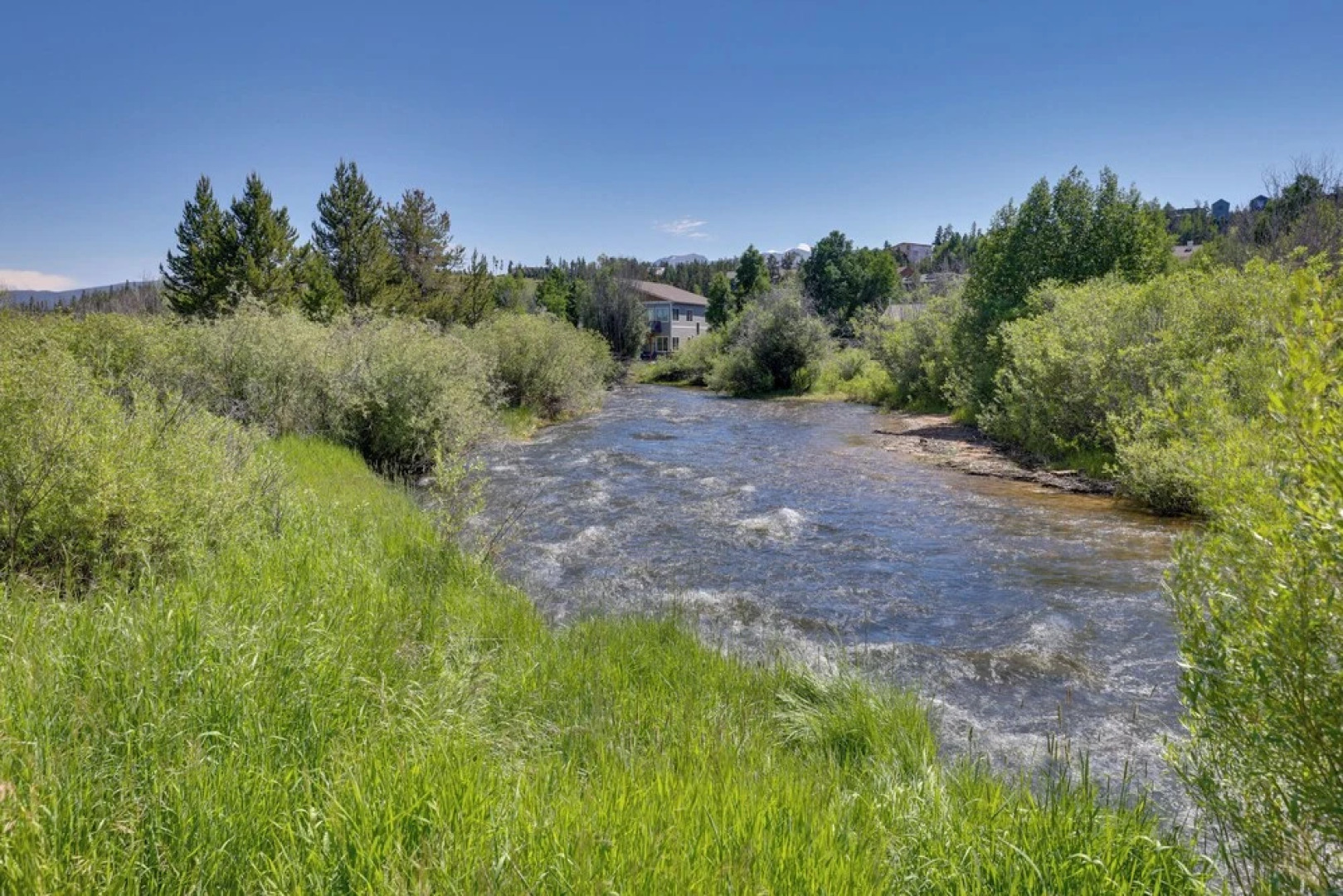 Fraser Condo w/ Balcony & Views, Near Winter Park