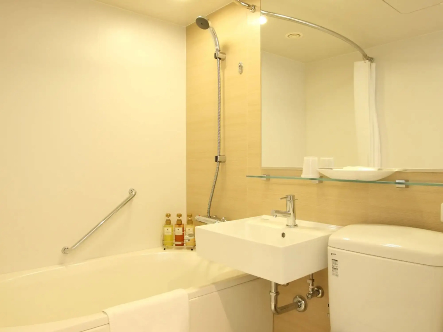 Отель Keihan Kyobashi Grande