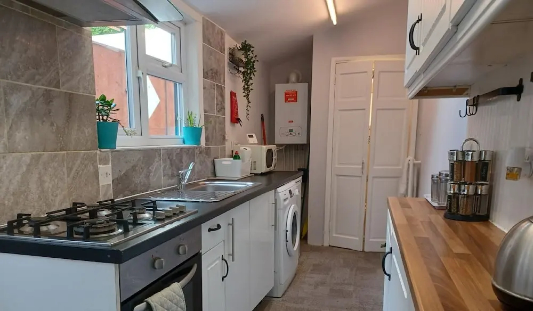 Huku Kwetu - Salisbury House