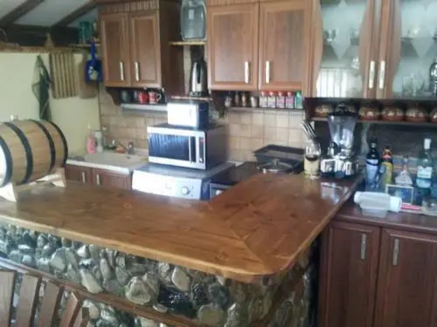 The White House With The White Fountain